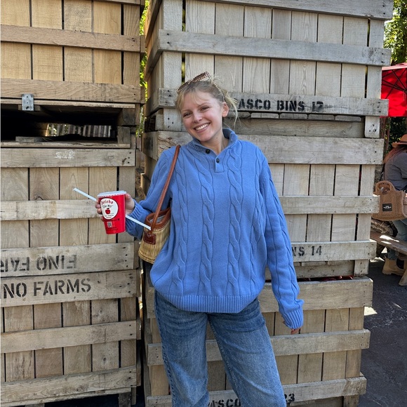 Meet your Posher, McKenna - Picture 2 of 7